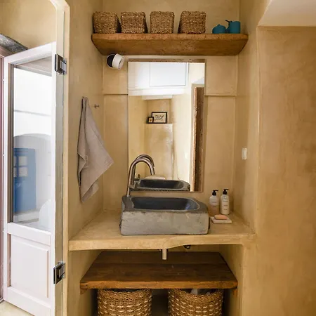 Holiday home Th_eros House